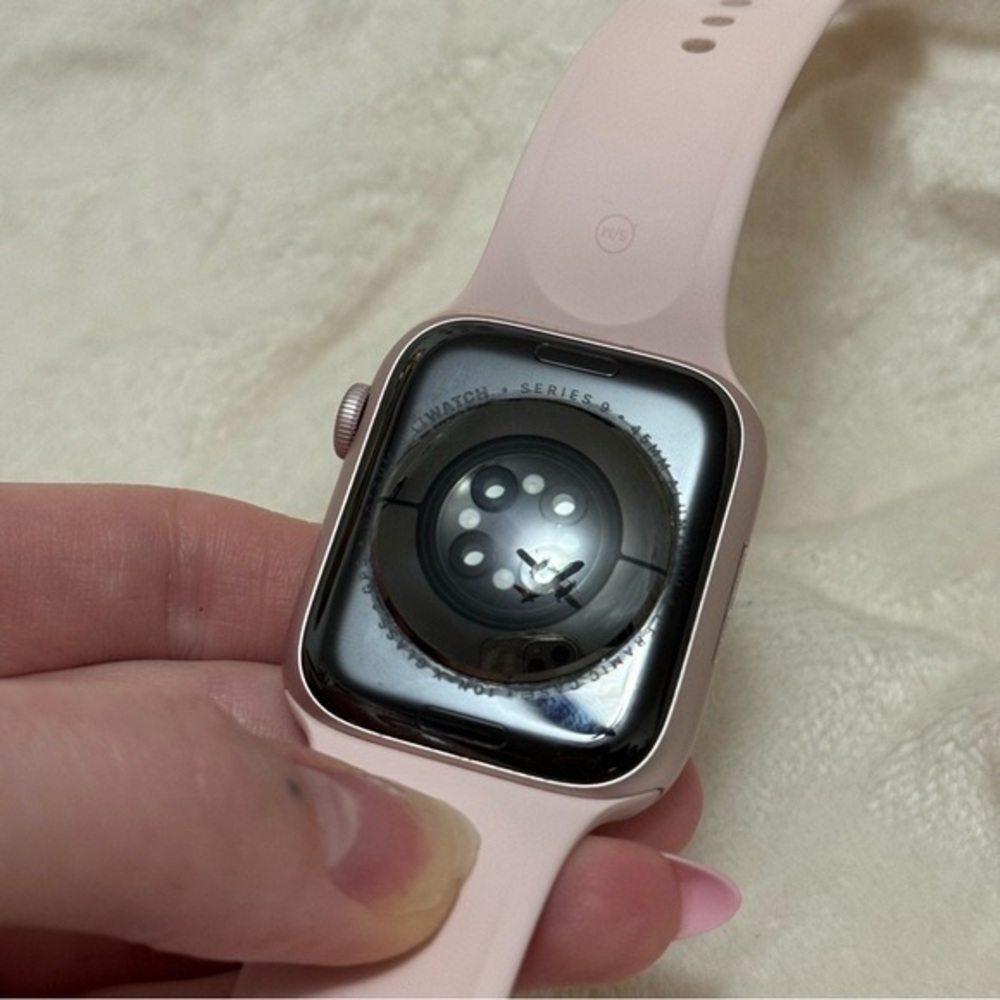 Pink Smartwatch with Matching Bands and Charger - Picture 10 of 12